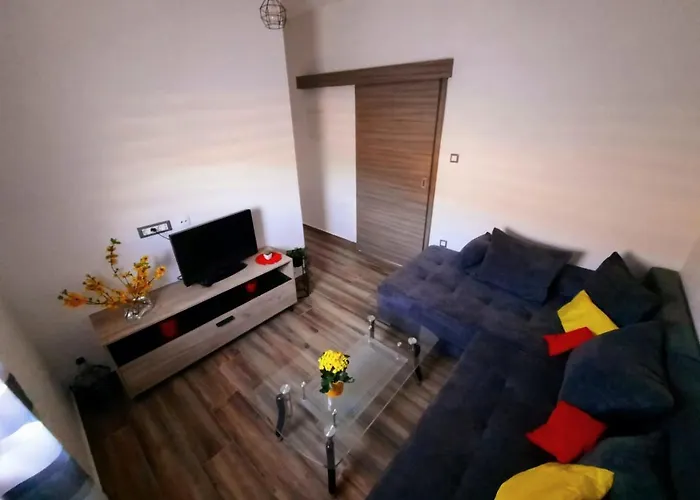 Nyaraló Pipila *